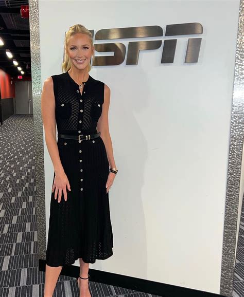 how tall is ashley brewer|Ashley Brewer ESPN, Height, Husband, Engaged, Bio, Age, Salary